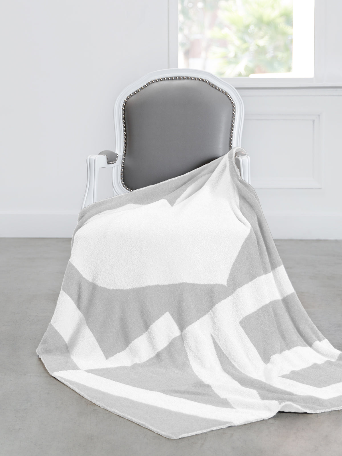 Dolce™ LOVE Throw