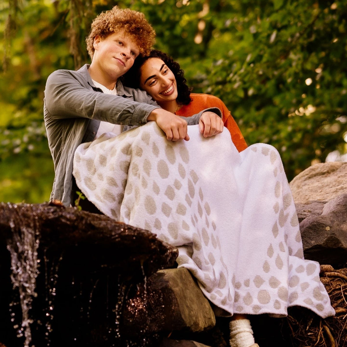 #color_Love-Between-the-Lines