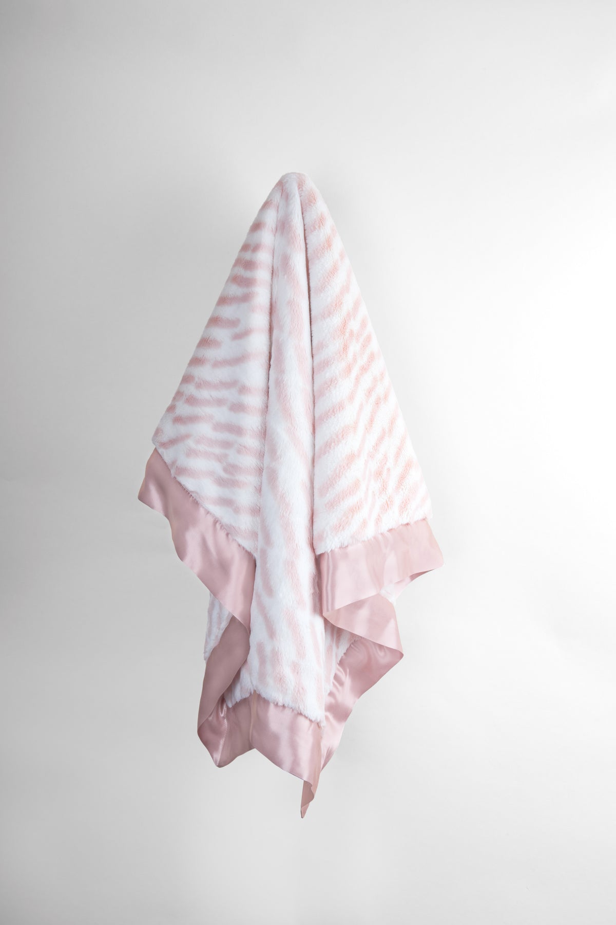 Luxe™ Dash Blanket