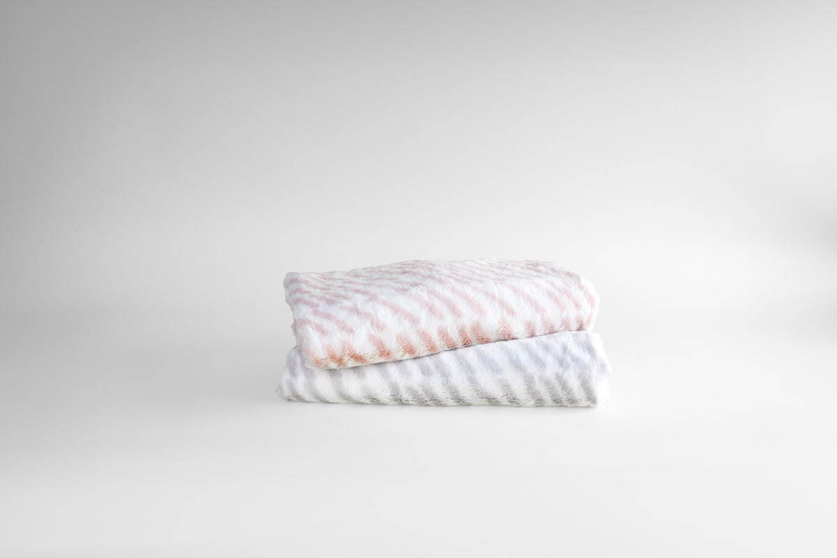 Luxe™ Dash Blanket