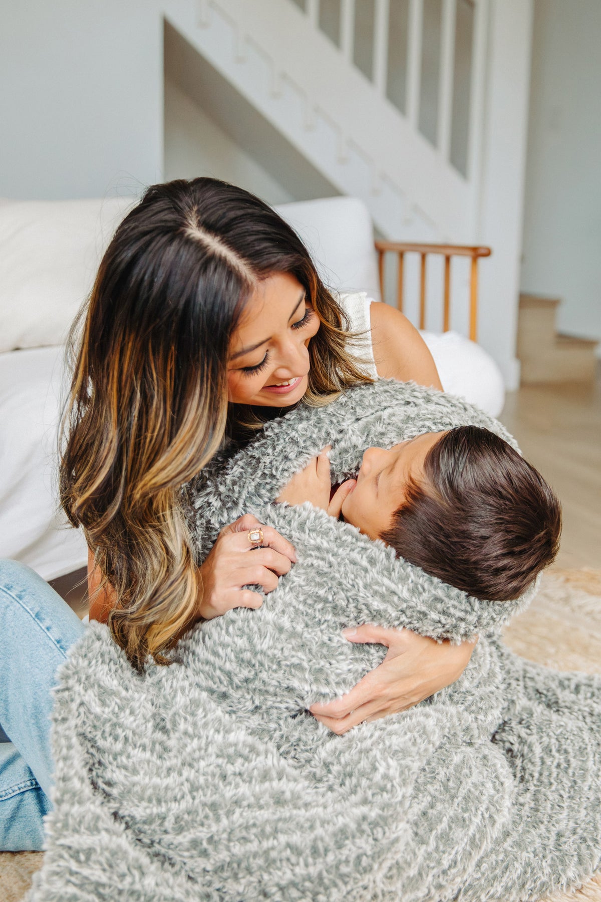 Luxe™ Luxury Ultra-Soft Knit Throw (45" x 59")