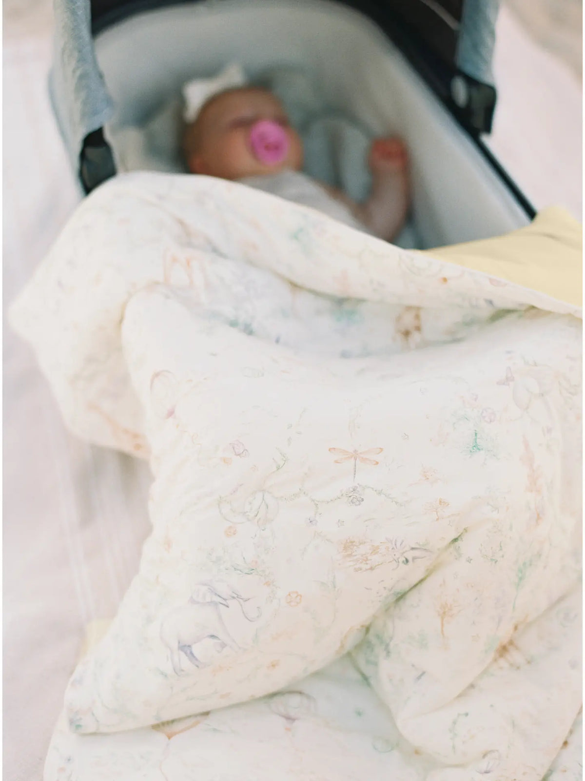 Cooling Comfort Stroller Blanket - Yellow