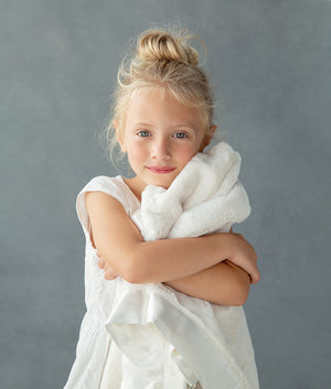 Luxe™ Big Kid Blanket (45" X 59")