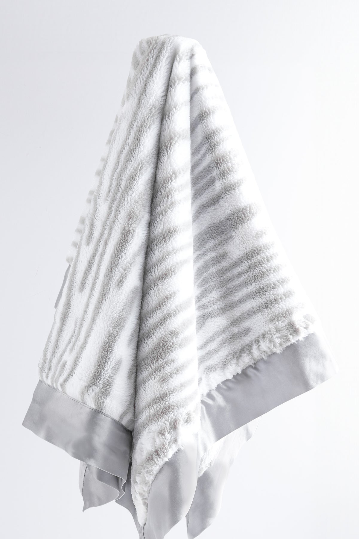 Luxe™ Grass Blanket