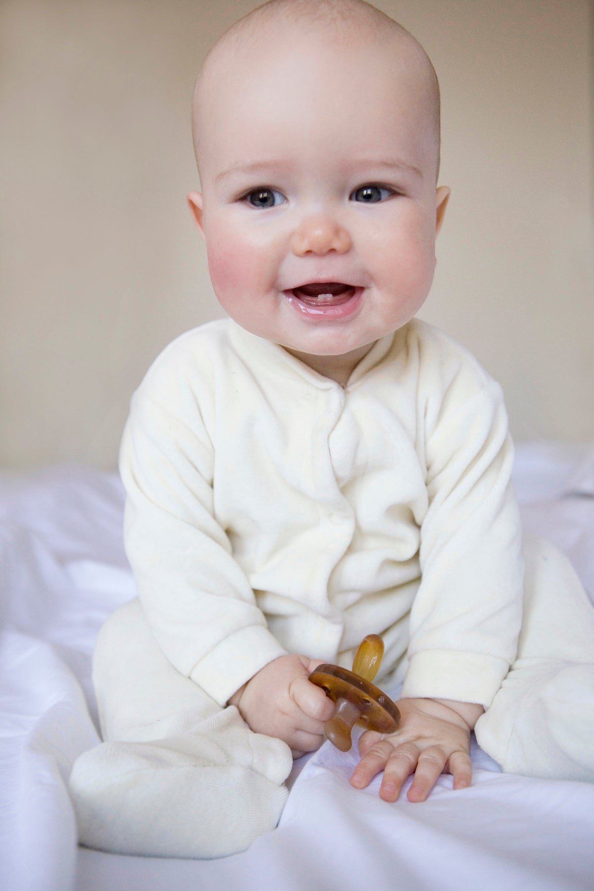 Rounded Pacifier - 1 Pack