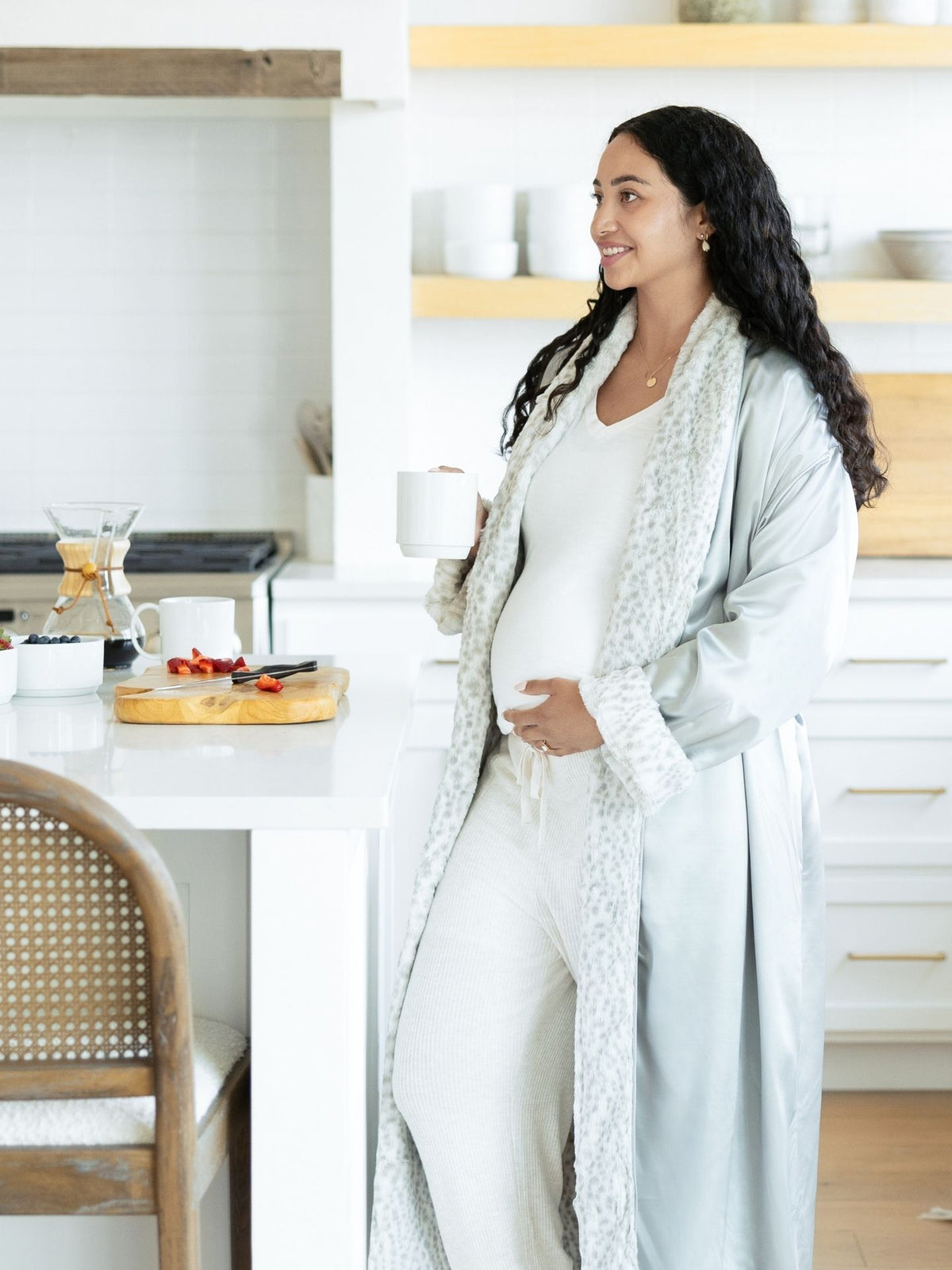 Luxe™ Satin Snow Leopard Robe